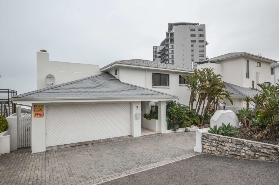 3 Bedroom Property for Sale in Table View Western Cape